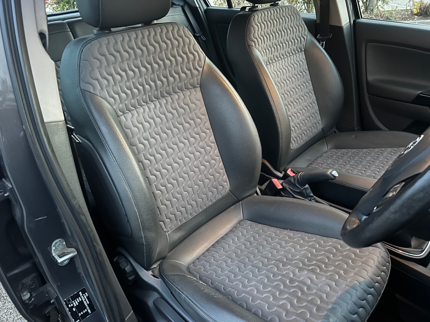 Used Vauxhall Corsa 2013 for sale - 76410300: Photo 8