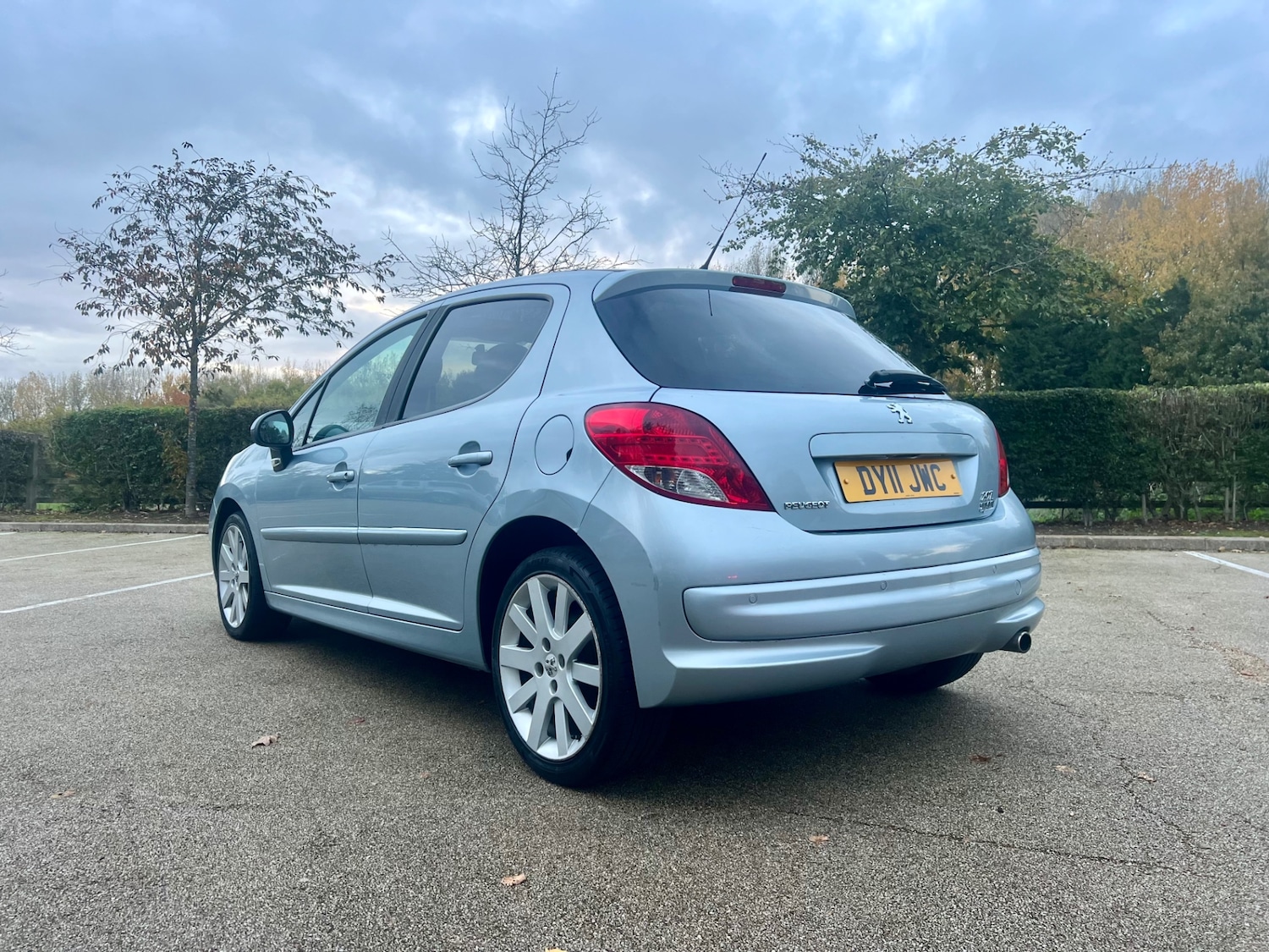 Used Peugeot 207 2011 for sale - 76395917: Photo 2