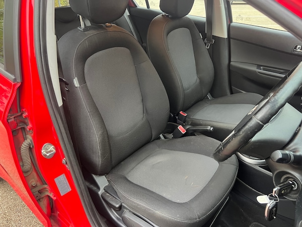 Used Hyundai i20 2014 for sale - 76114410: Photo 6