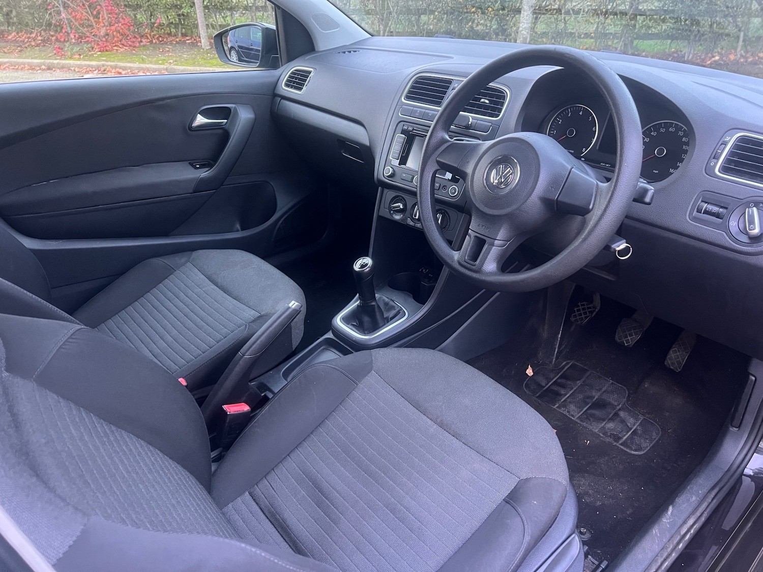 Used Volkswagen Polo 2010 for sale - 76672526: Photo 7