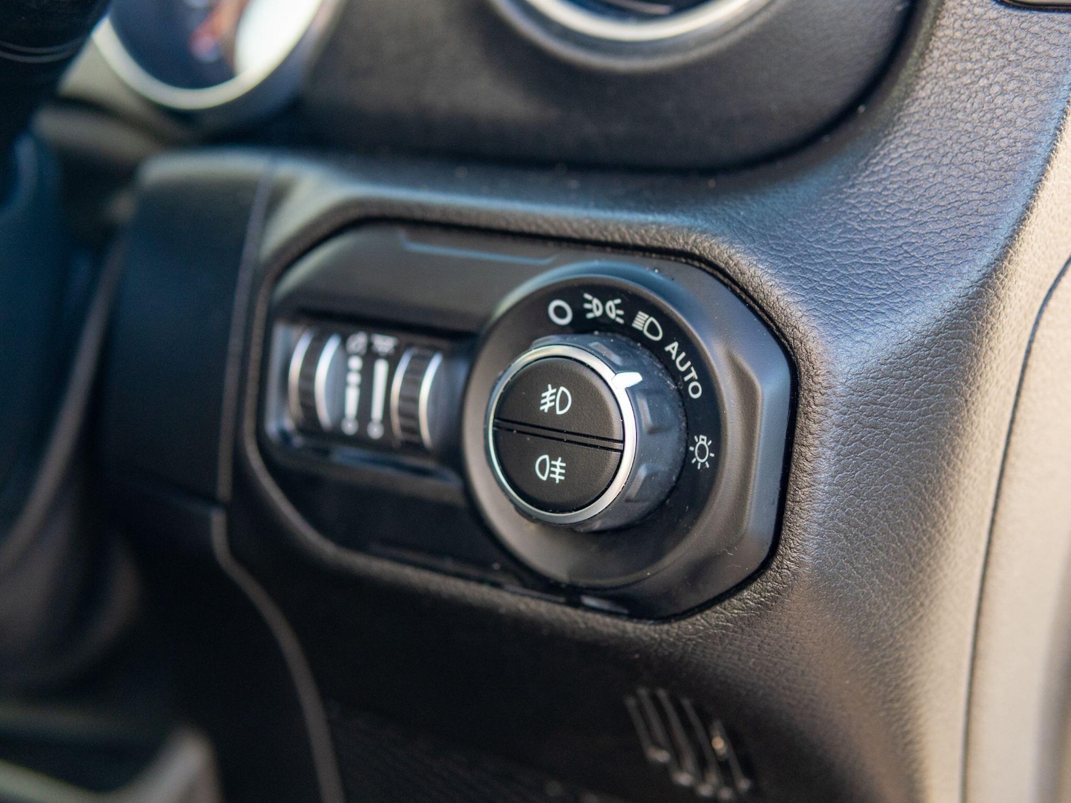 Used Jeep Wrangler 2019 for sale - 77898582: Photo 58