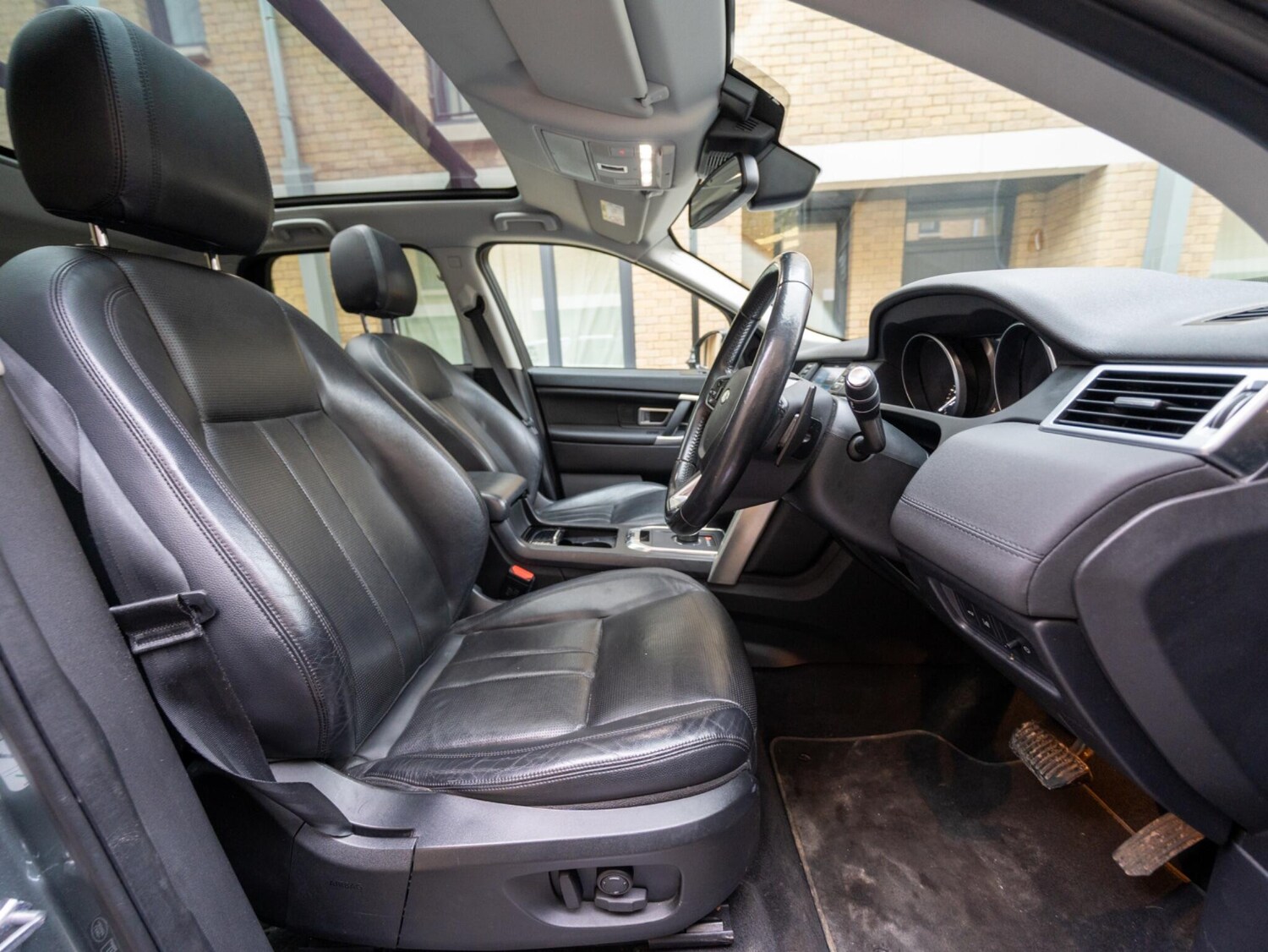 Used Land Rover Discovery Sport 2017 for sale - 77688846: Photo 14