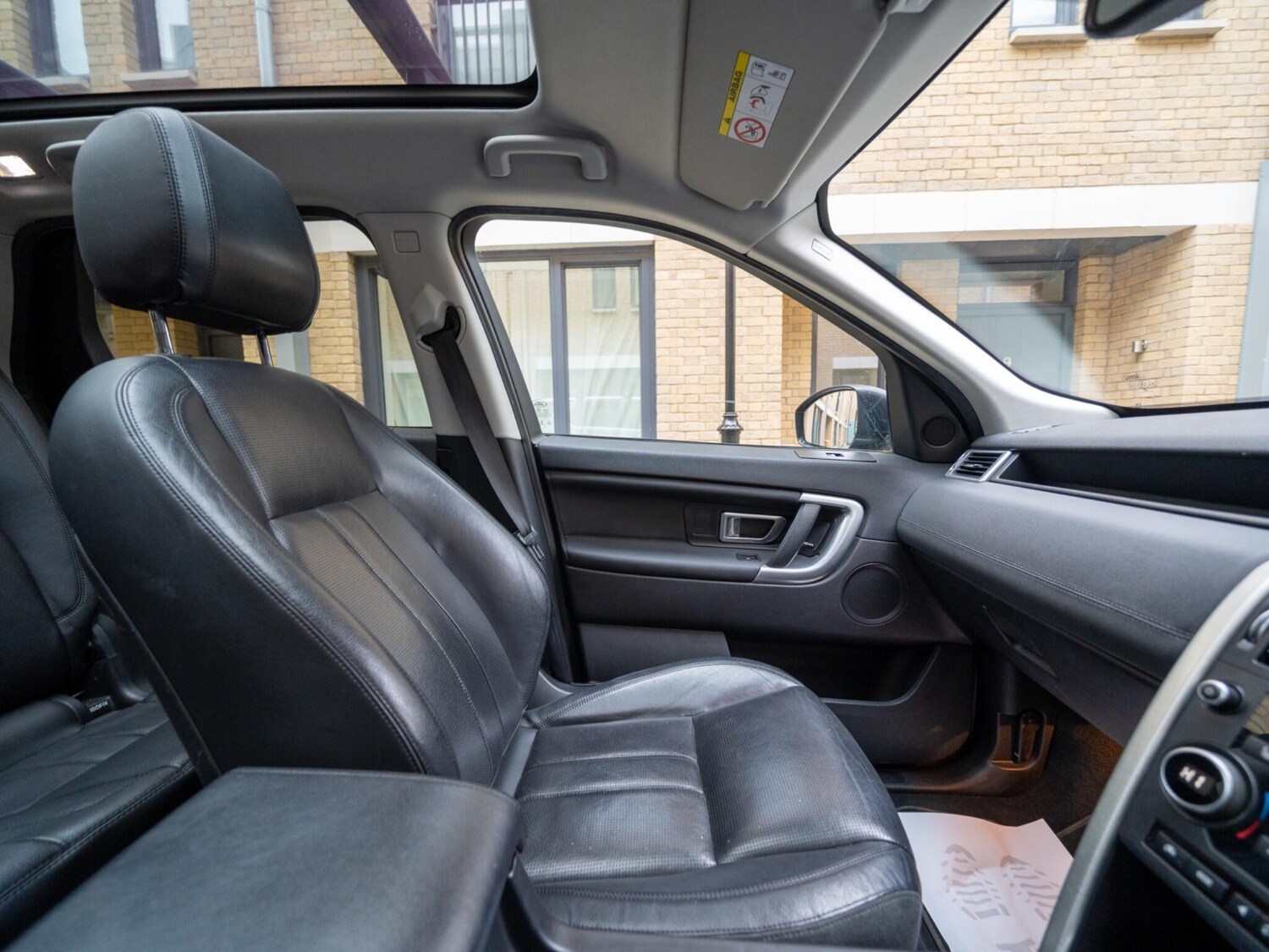 Used Land Rover Discovery Sport 2017 for sale - 77688846: Photo 17