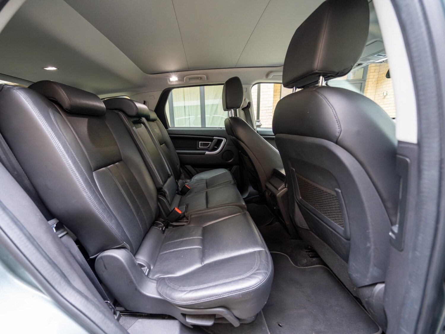 Used Land Rover Discovery Sport 2017 for sale - 77688846: Photo 18