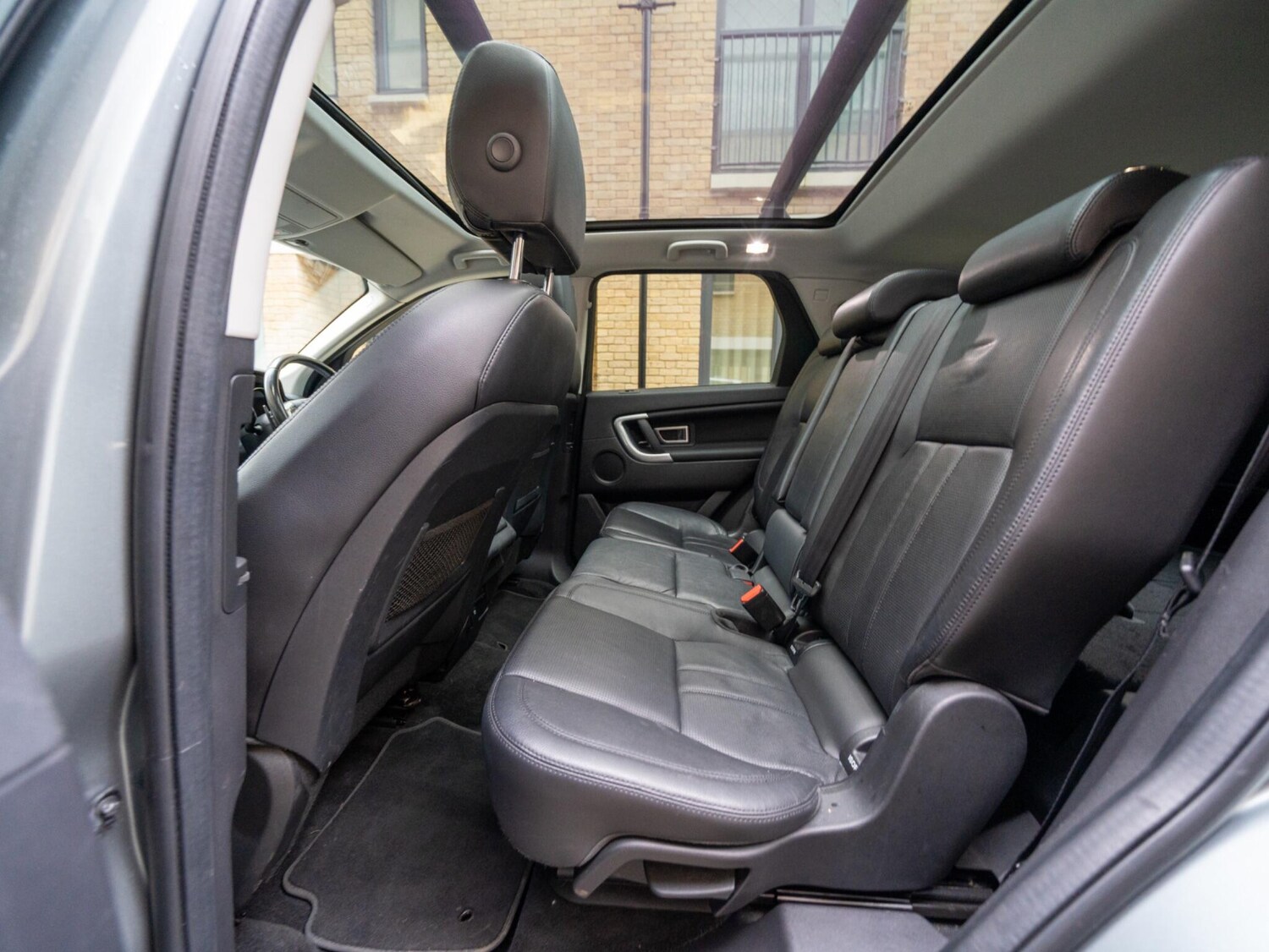 Used Land Rover Discovery Sport 2017 for sale - 77688846: Photo 25