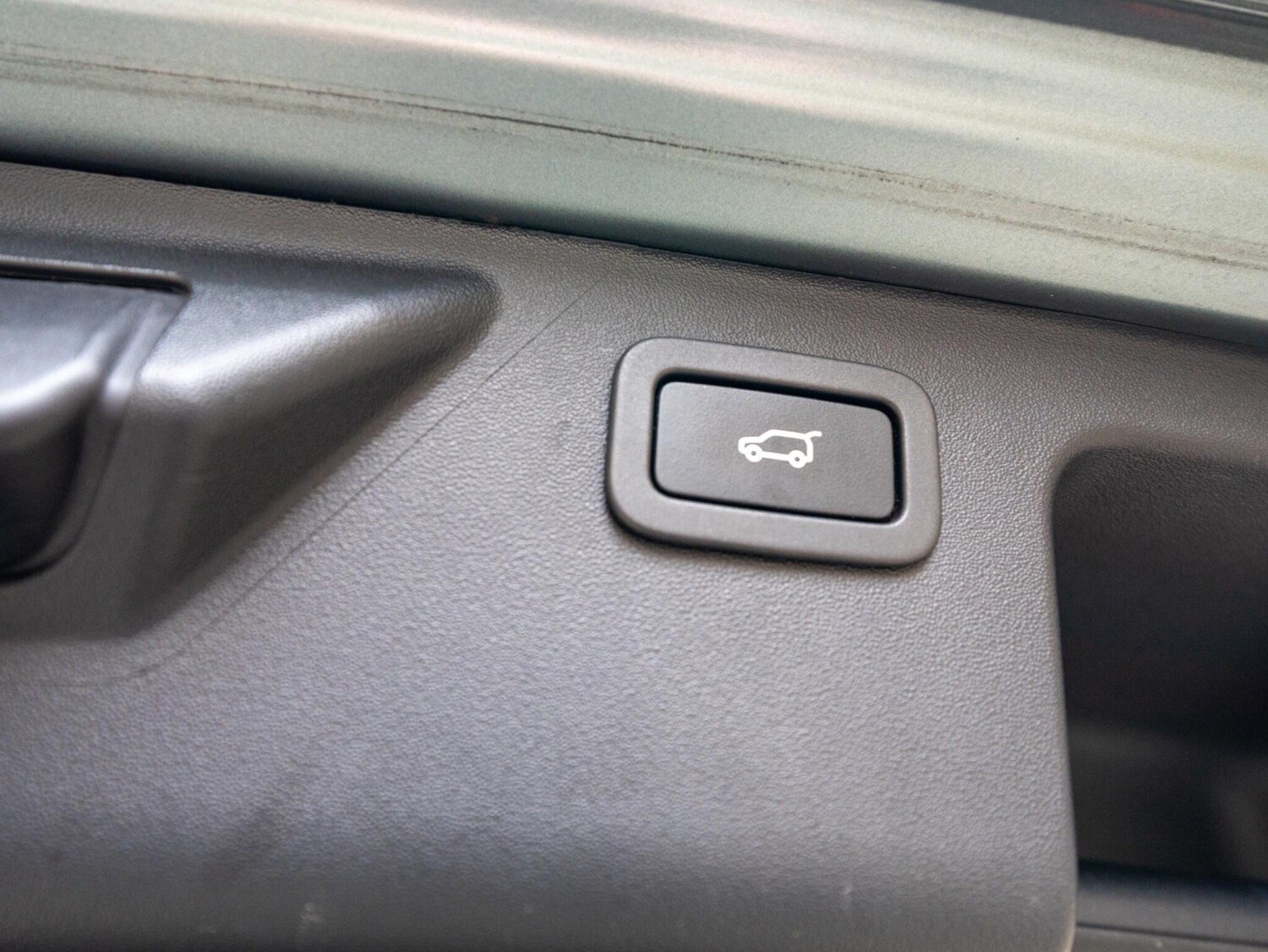 Used Land Rover Discovery Sport 2017 for sale - 77688846: Photo 34