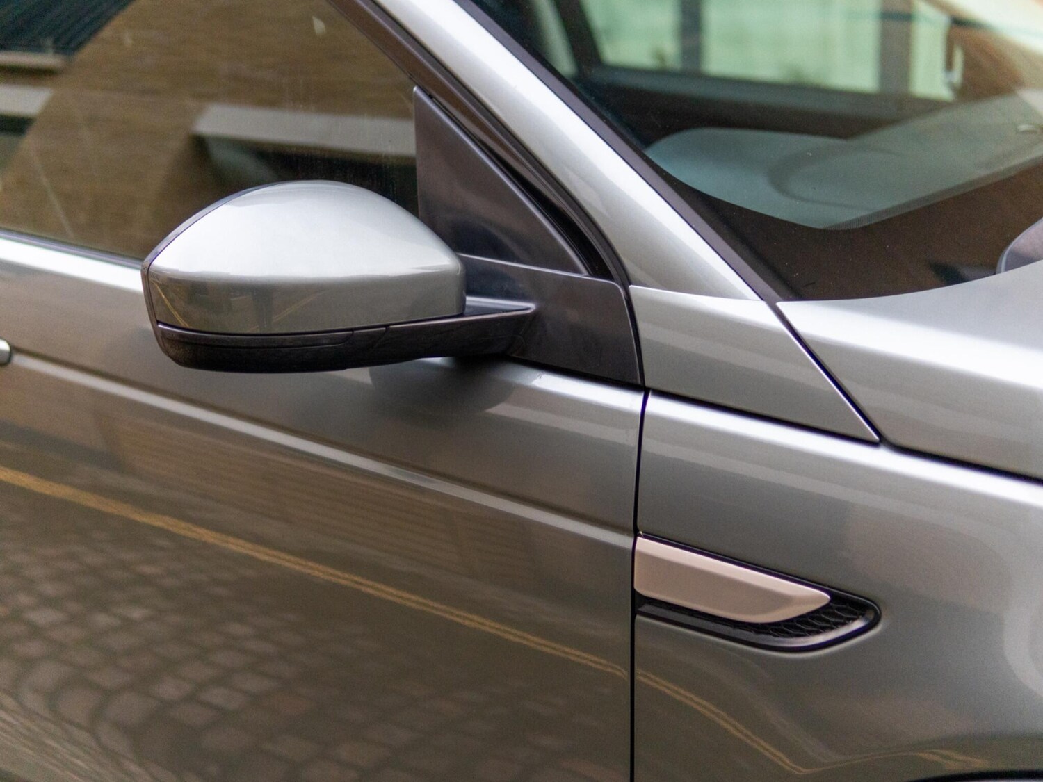 Used Land Rover Discovery Sport 2017 for sale - 77688846: Photo 44