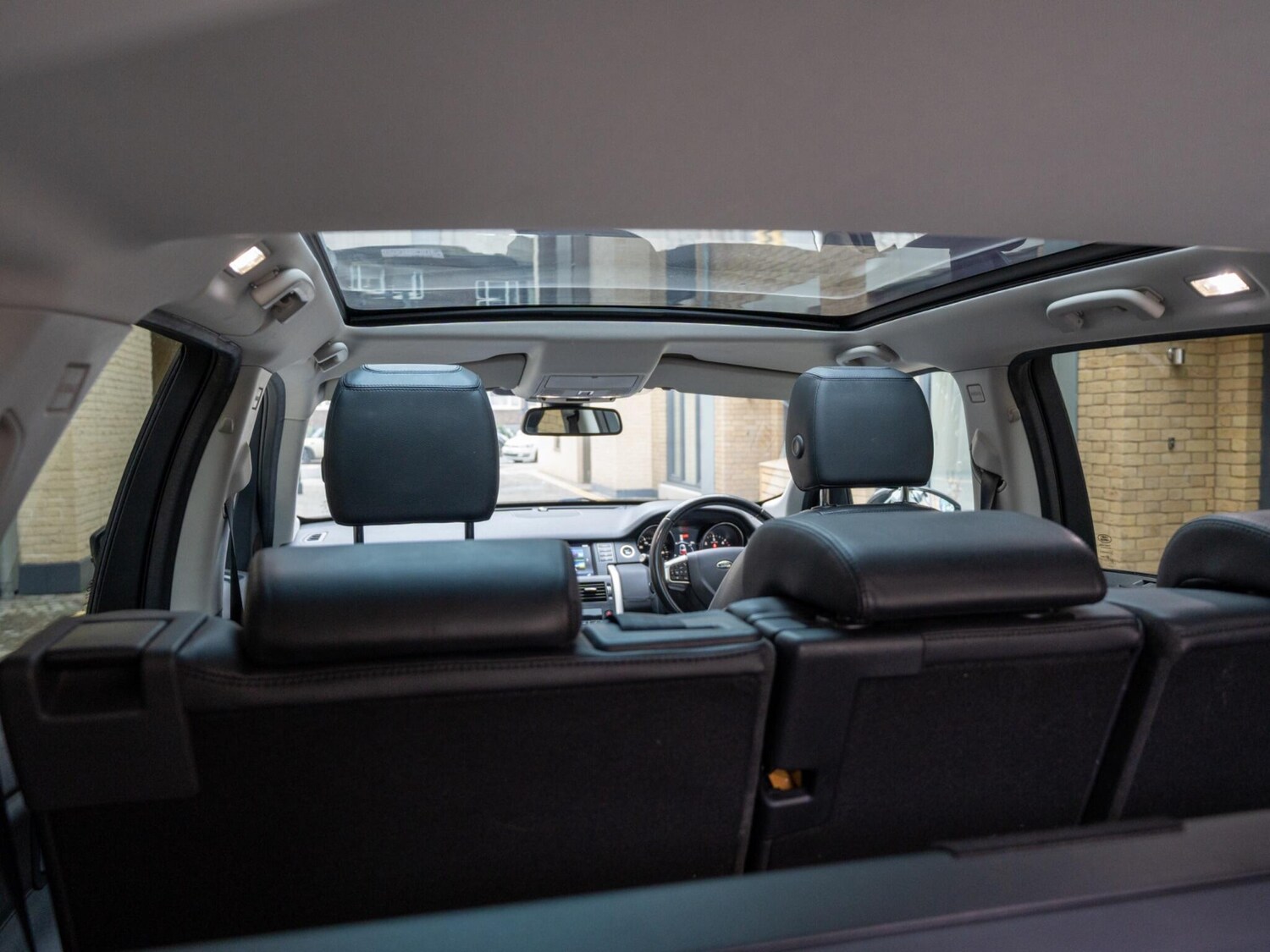 Used Land Rover Discovery Sport 2017 for sale - 77688846: Photo 76