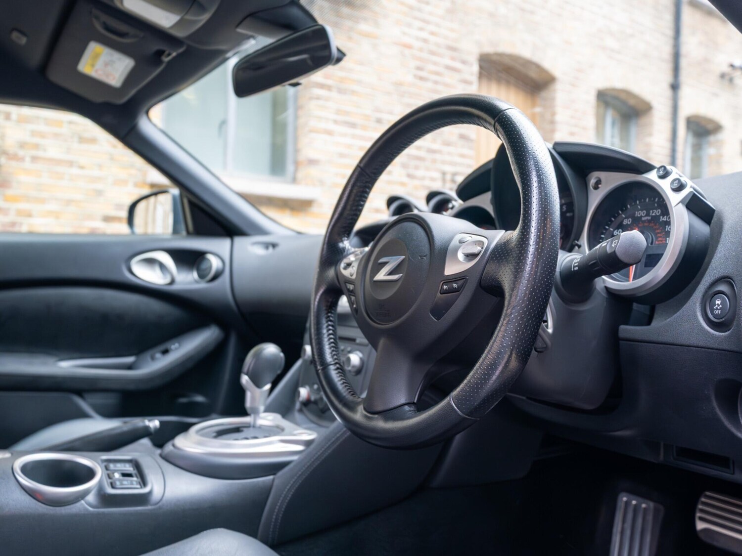 Used Nissan 370 Z for sale - 77688843: Photo 16