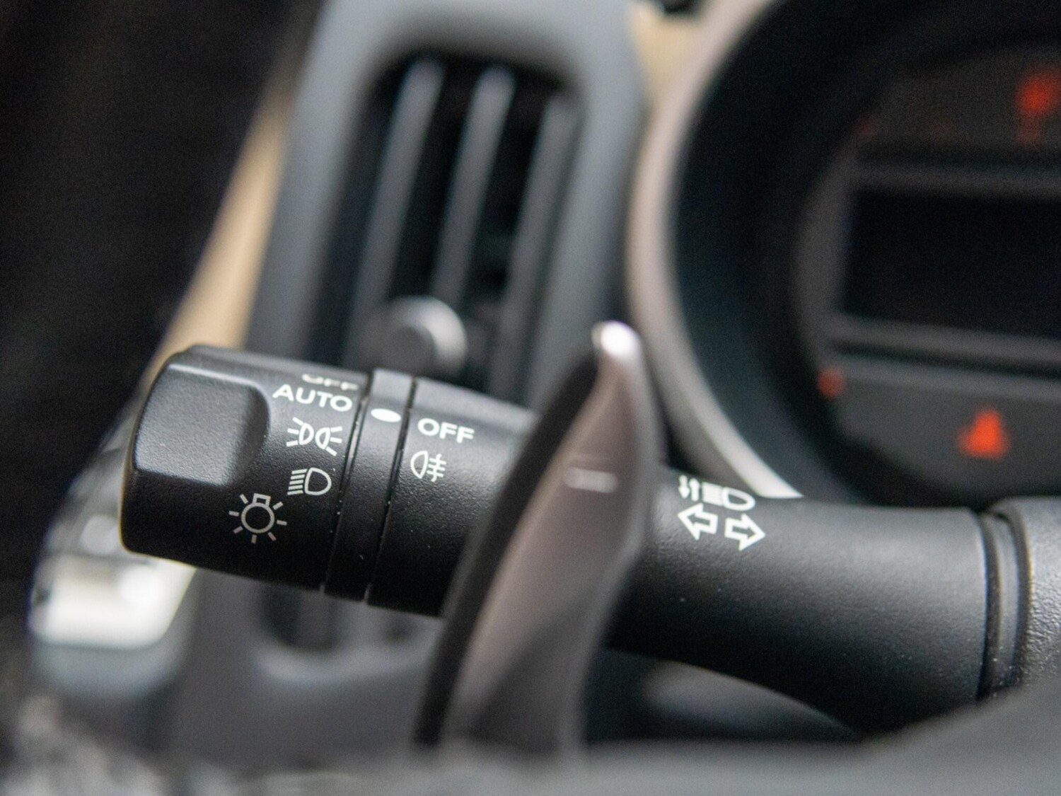 Used Nissan 370 Z for sale - 77688843: Photo 30