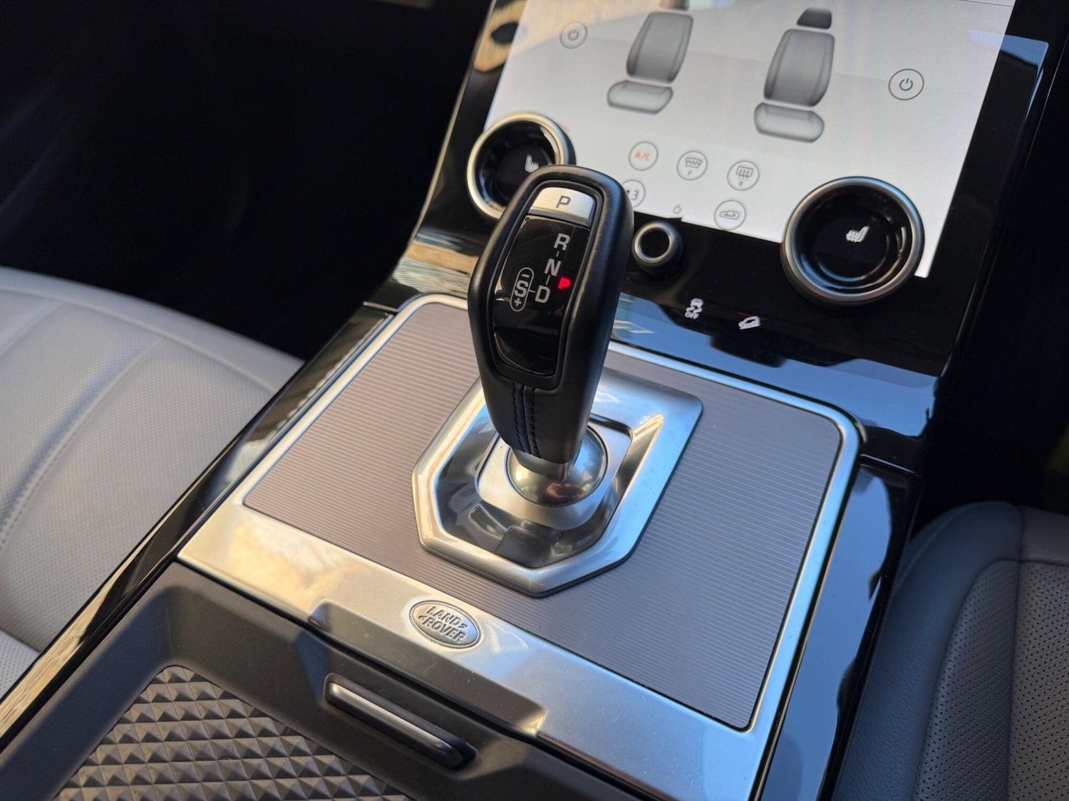 Used Land Rover Range Rover Evoque 2020 for sale - 77940557: Photo 9