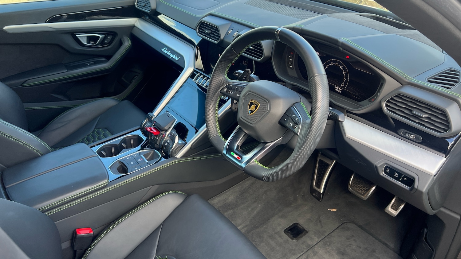 Used Lamborghini Urus 2022 for sale - 77837095: Photo 13