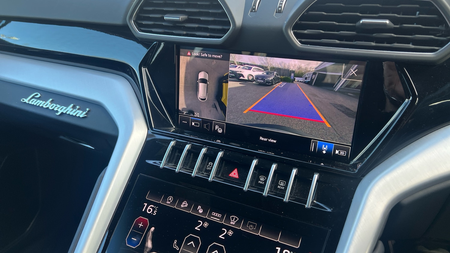 Used Lamborghini Urus 2022 for sale - 77837095: Photo 16