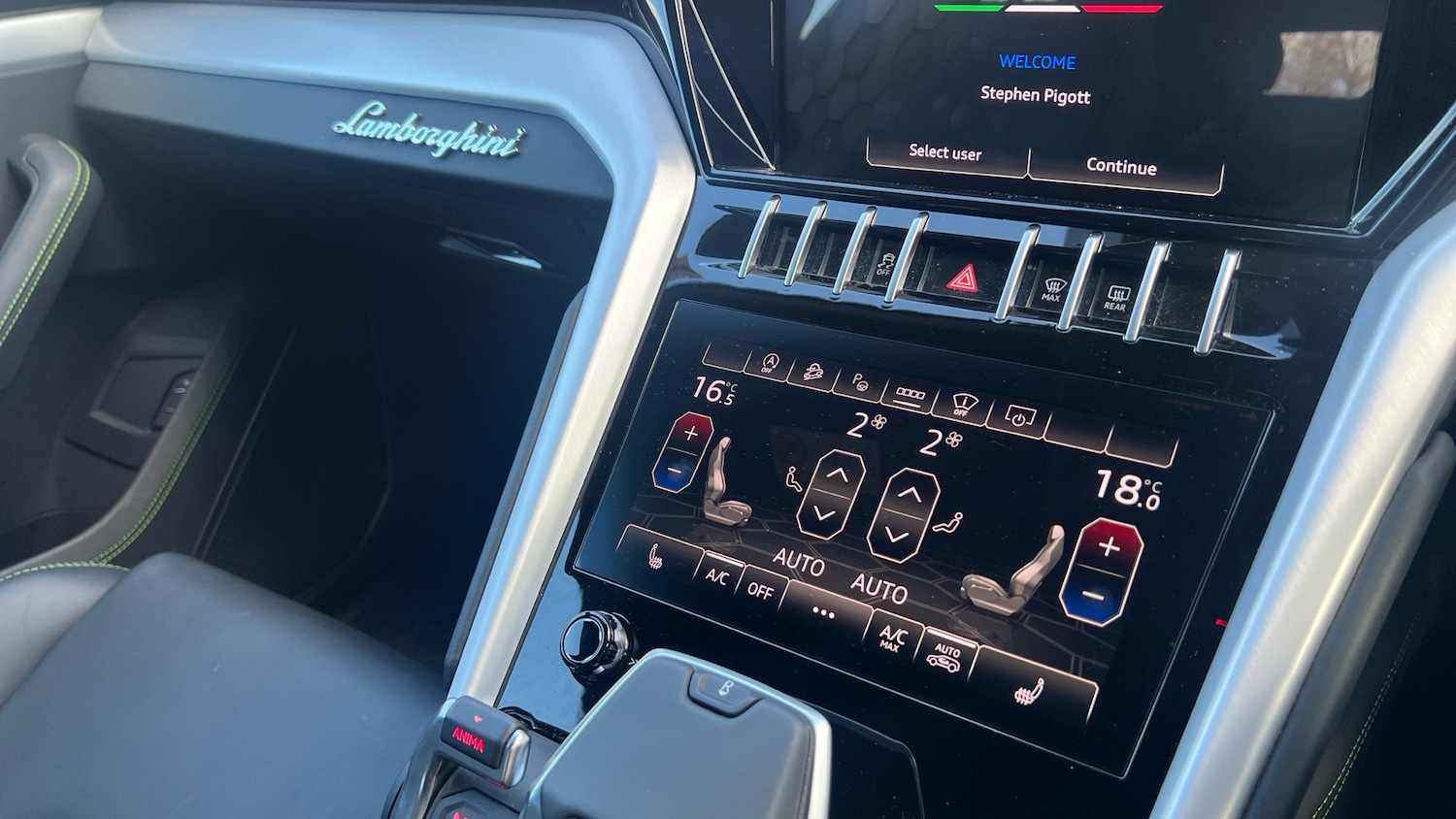 Used Lamborghini Urus 2022 for sale - 77837095: Photo 17