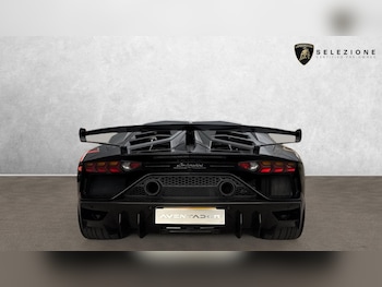 Used Lamborghini Aventador 2019 for sale - 77668230: Photo