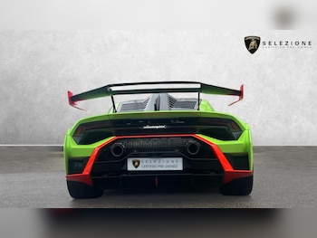 Used Lamborghini Huracan 2022 for sale - 77385142: Photo