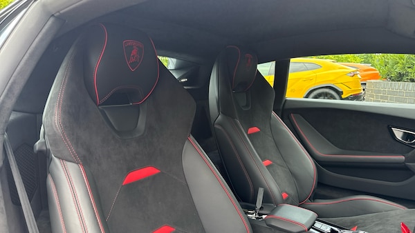 Used Lamborghini Huracan 2023 for sale - 75518028: Photo 14