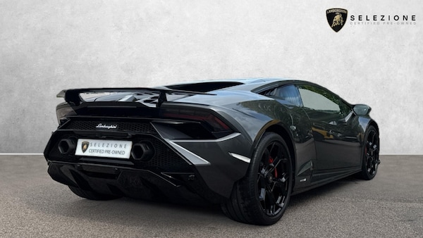 Used Lamborghini Huracan 2023 for sale - 75518028: Photo 3