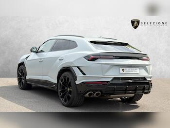 Used Lamborghini Urus 2023 for sale - 79508058: Photo