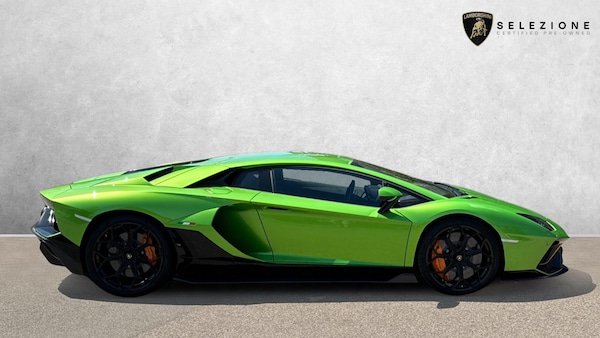 Used Lamborghini Aventador 2022 for sale - 74171514: Photo 2