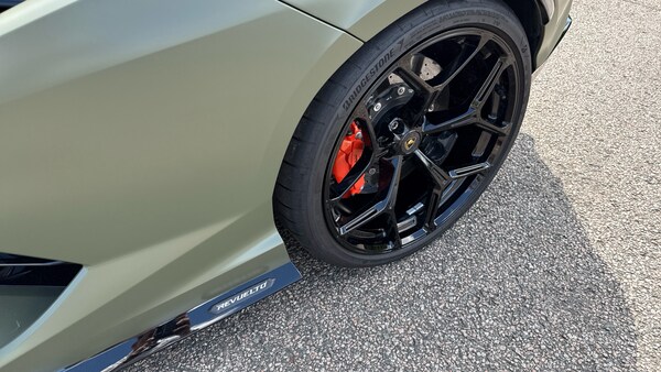 Used Lamborghini Revuelto 2024 for sale - 75309136: Photo 10