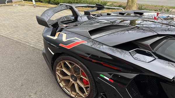 Used Lamborghini Aventador 2019 for sale - 73942281: Photo 17