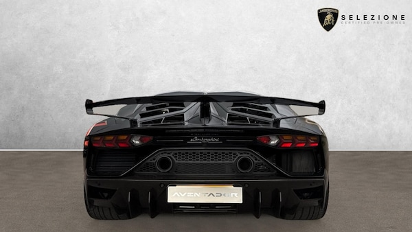 Used Lamborghini Aventador 2019 for sale - 73942281: Photo 4