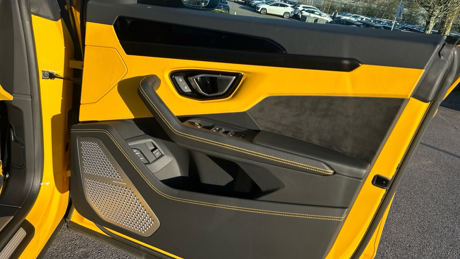 Used Lamborghini Urus 2023 for sale - 77937764: Photo 14