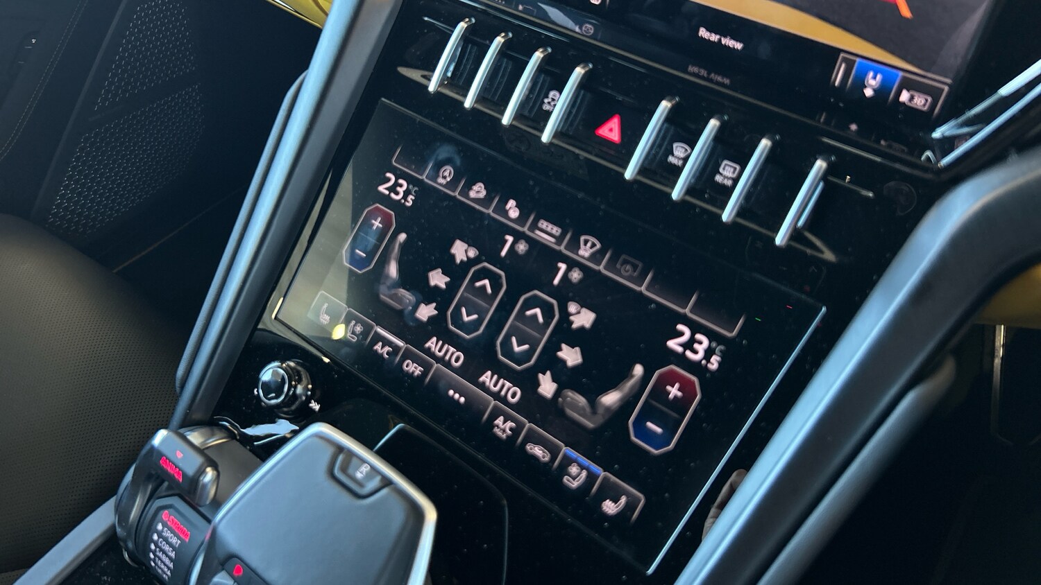 Used Lamborghini Urus 2023 for sale - 77937764: Photo 17