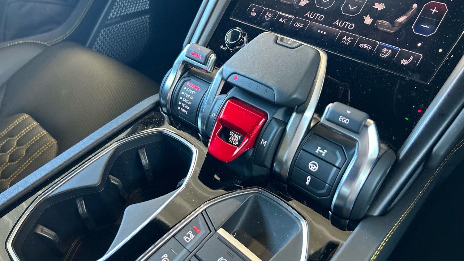 Used Lamborghini Urus 2023 for sale - 77937764: Photo 18