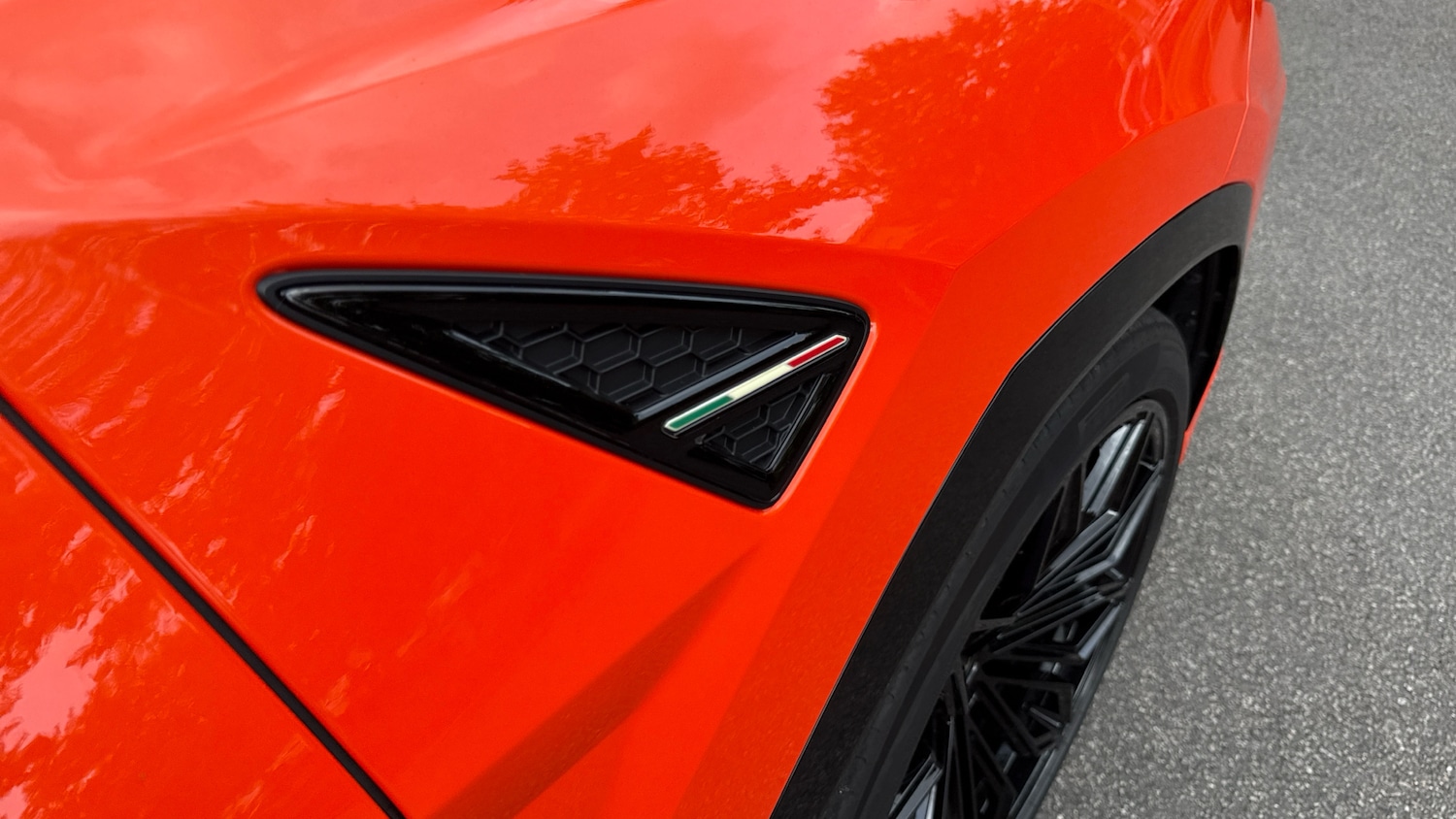 Used Lamborghini Urus 2025 for sale - 75694938: Photo 10