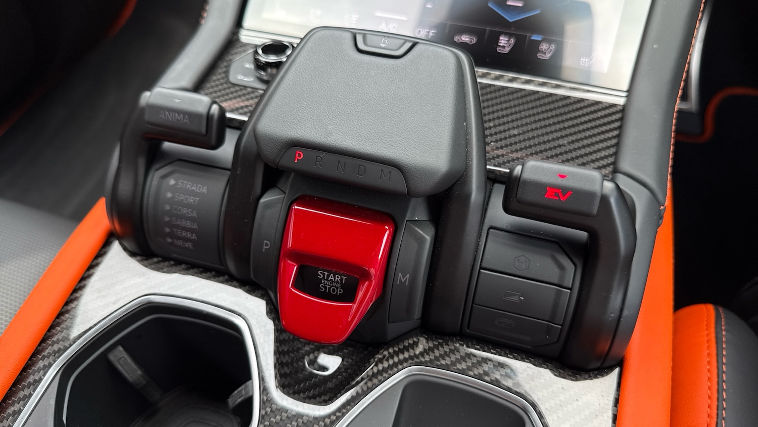 Used Lamborghini Urus 2025 for sale - 75694938: Photo 18