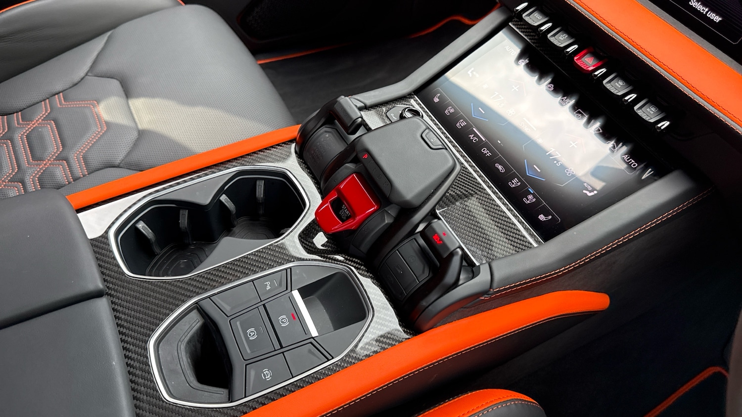 Used Lamborghini Urus 2025 for sale - 75694938: Photo 19