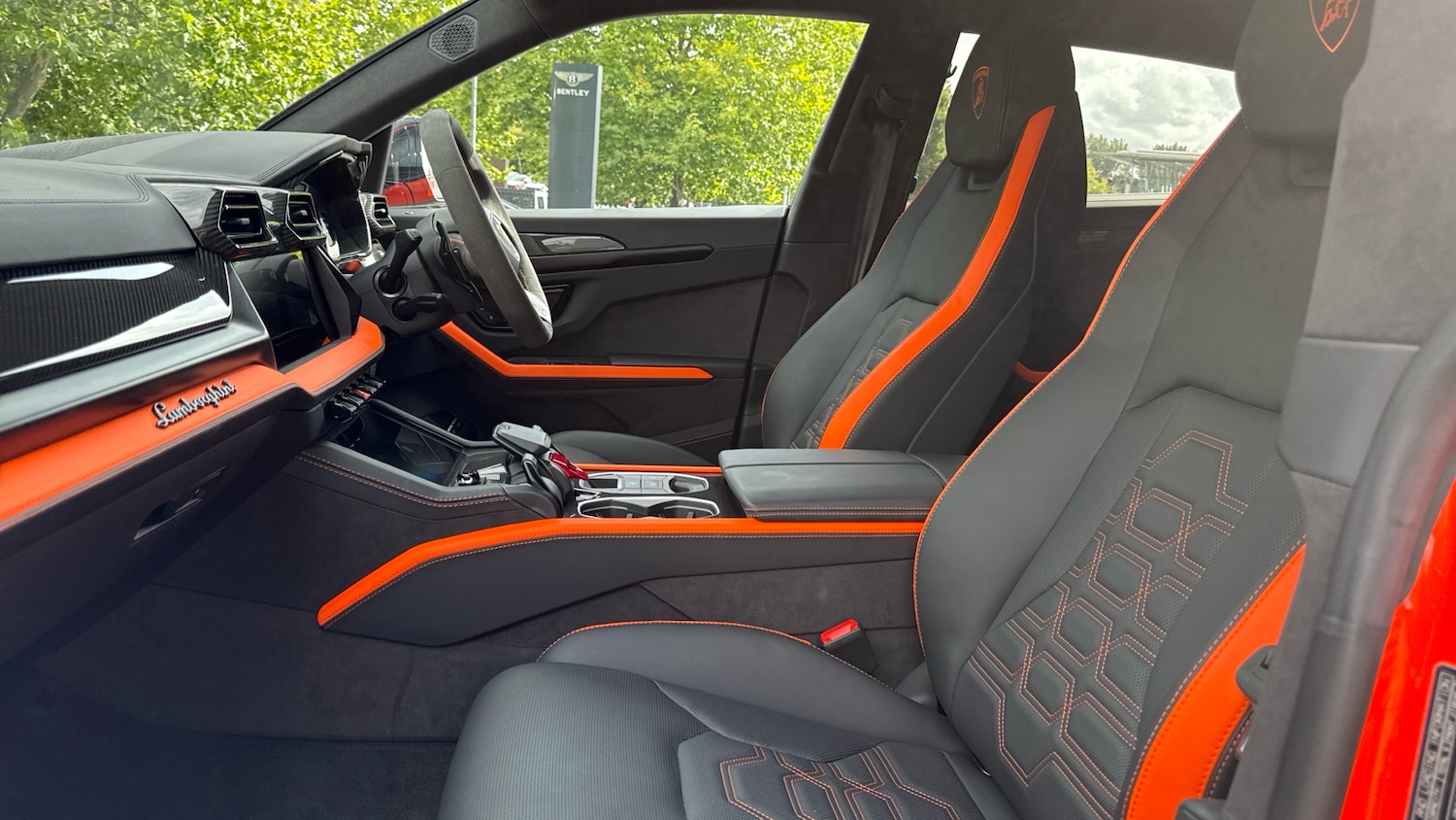 Used Lamborghini Urus 2025 for sale - 75694938: Photo 8