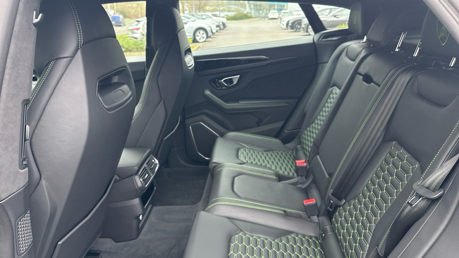 Used Lamborghini Urus 2021 for sale - 77303468: Photo 6