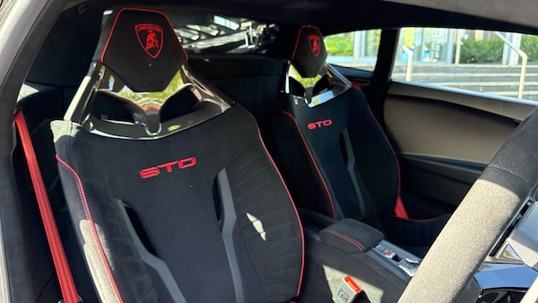 Used Lamborghini Huracan 2023 for sale - 74496881: Photo 15