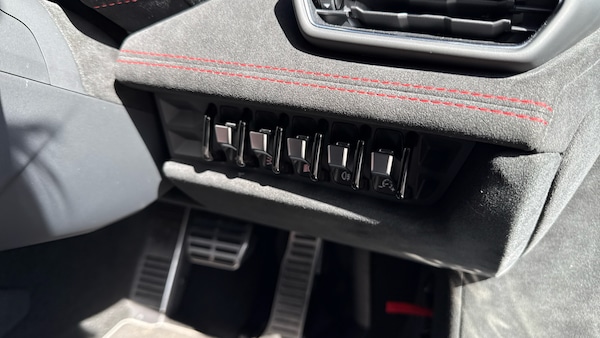 Used Lamborghini Huracan 2023 for sale - 74496881: Photo 17