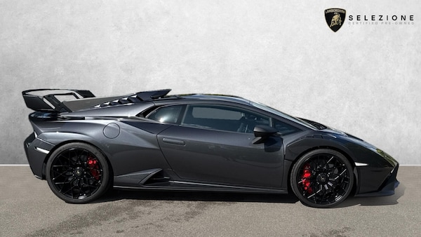 Used Lamborghini Huracan 2023 for sale - 74496881: Photo 2