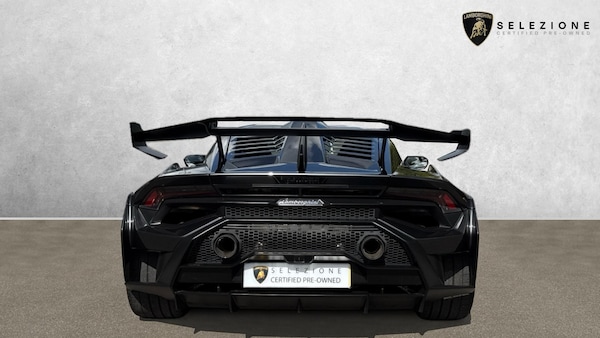Used Lamborghini Huracan 2023 for sale - 74496881: Photo 4