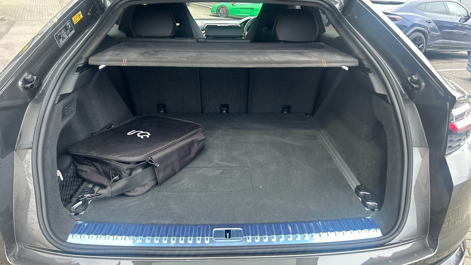 Used Lamborghini Urus 2025 for sale - 77837076: Photo 11