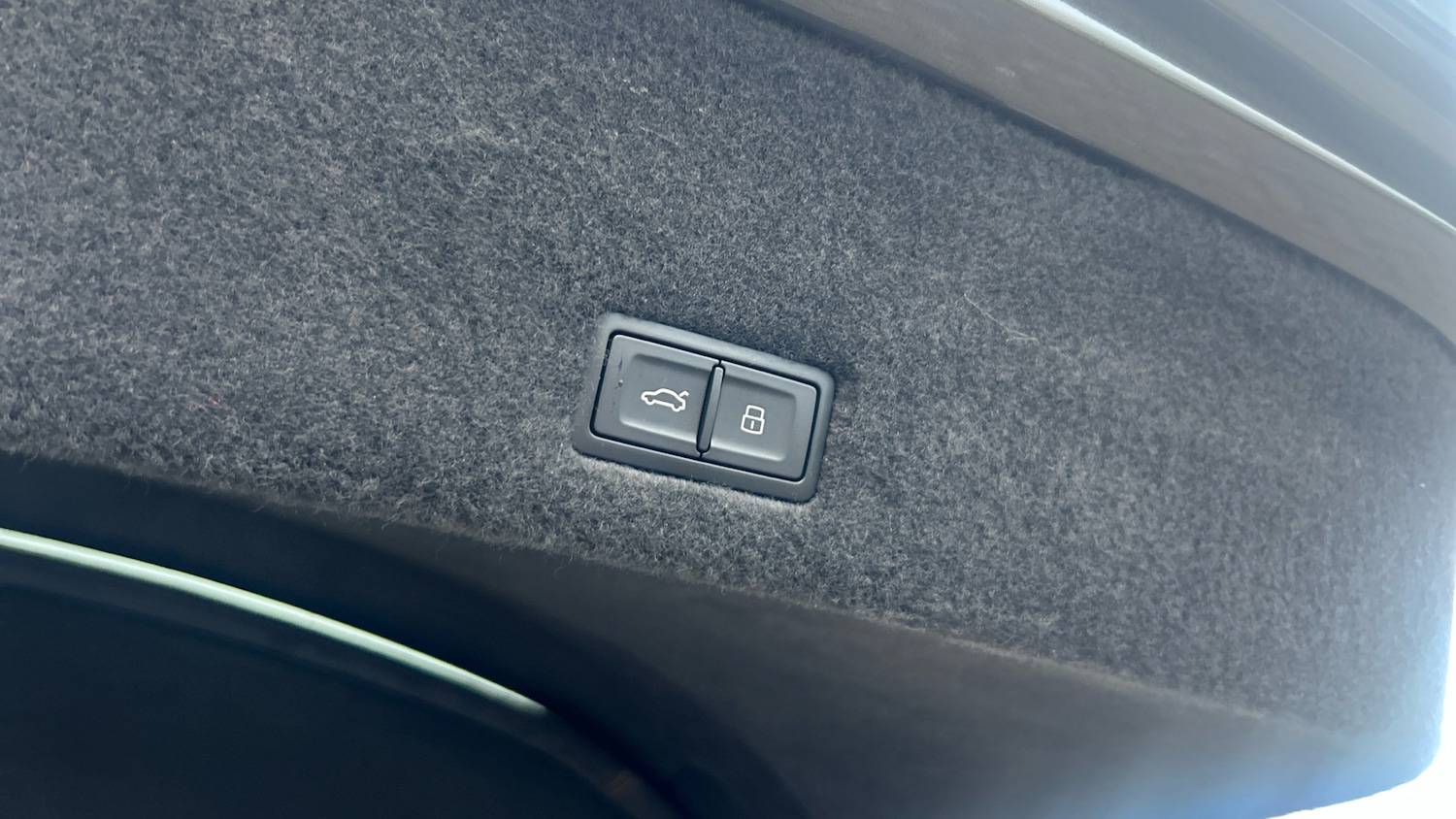 Used Lamborghini Urus 2025 for sale - 77837076: Photo 12