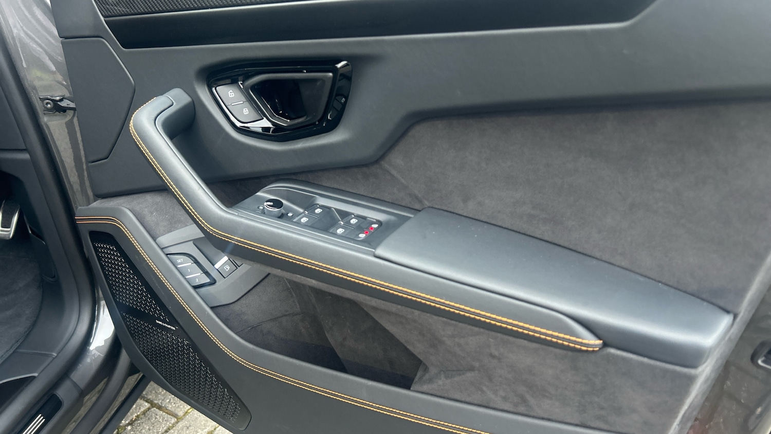 Used Lamborghini Urus 2025 for sale - 77837076: Photo 14