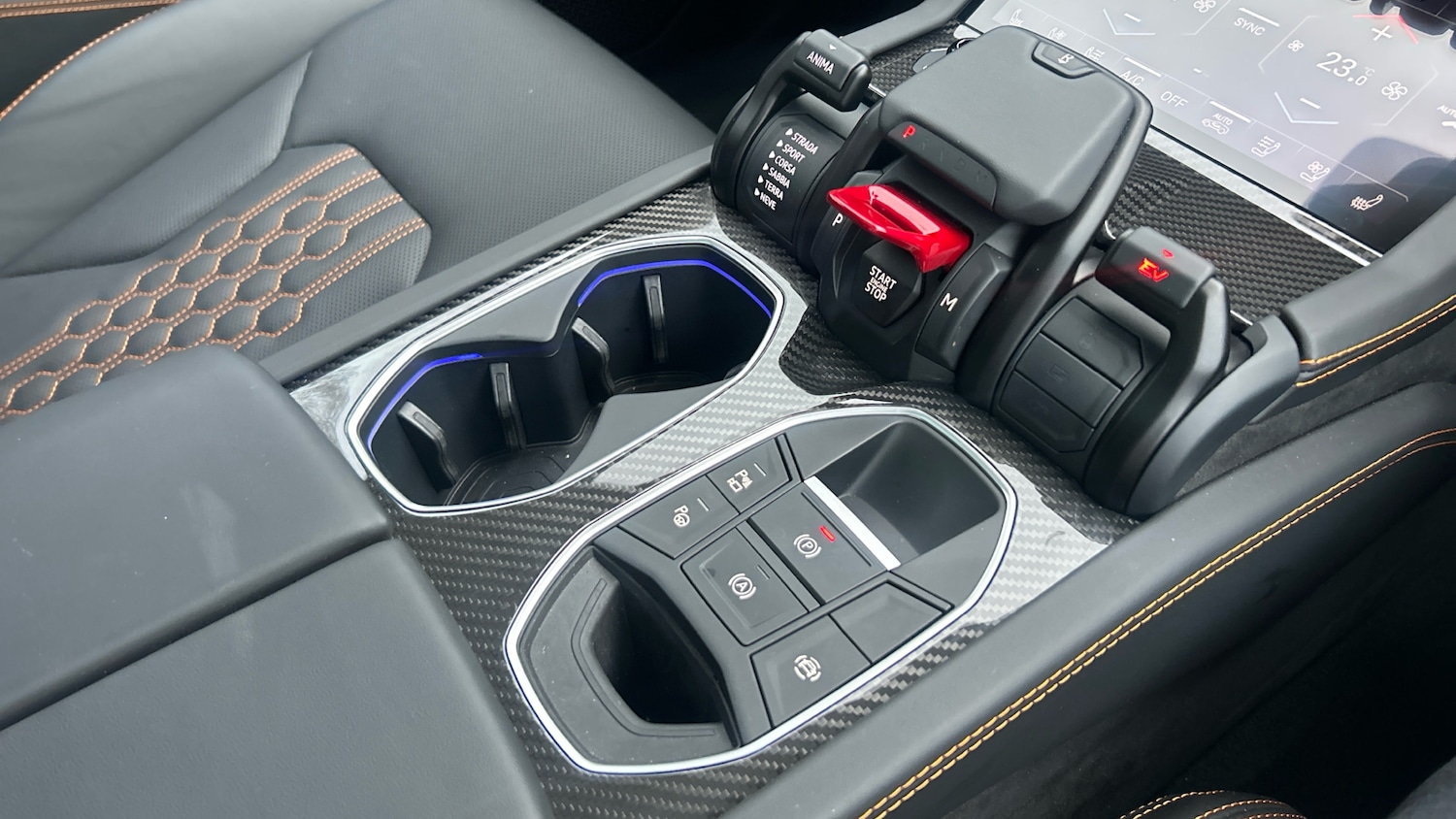 Used Lamborghini Urus 2025 for sale - 77837076: Photo 19