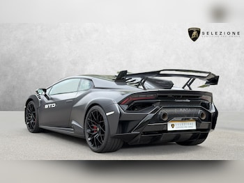 Used Lamborghini Huracan 2023 for sale - 79246284: Photo
