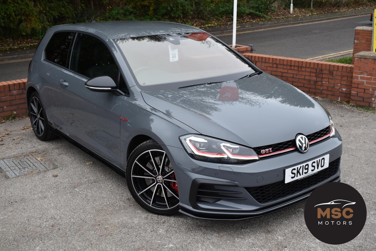 Used Volkswagen Golf 2019 for sale - 76172718: Photo 1