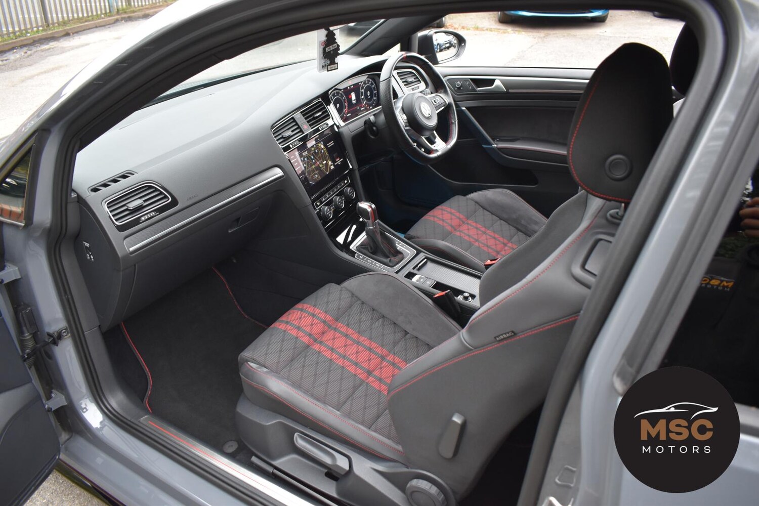 Used Volkswagen Golf 2019 for sale - 76172718: Photo 43