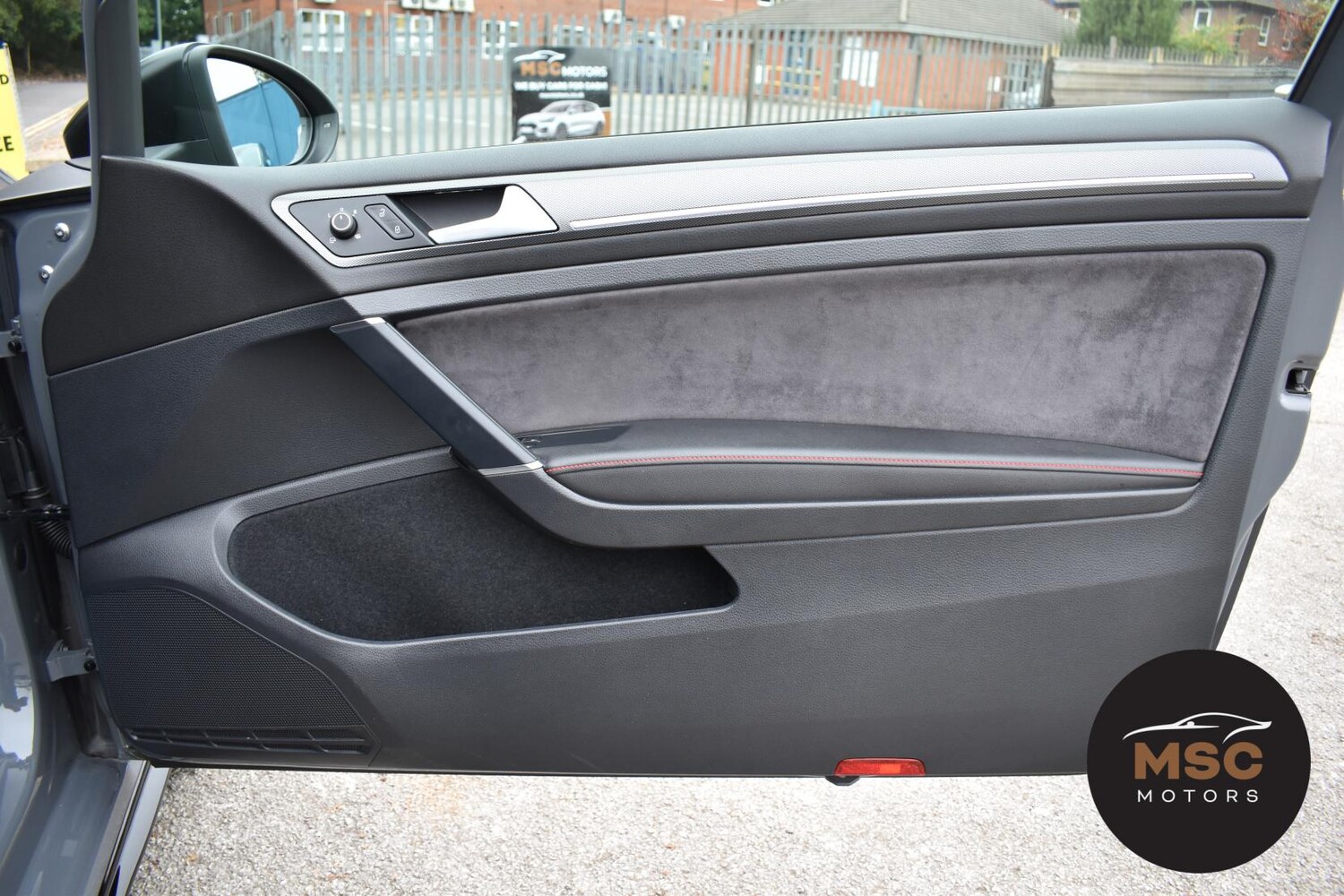 Used Volkswagen Golf 2019 for sale - 76172718: Photo 77