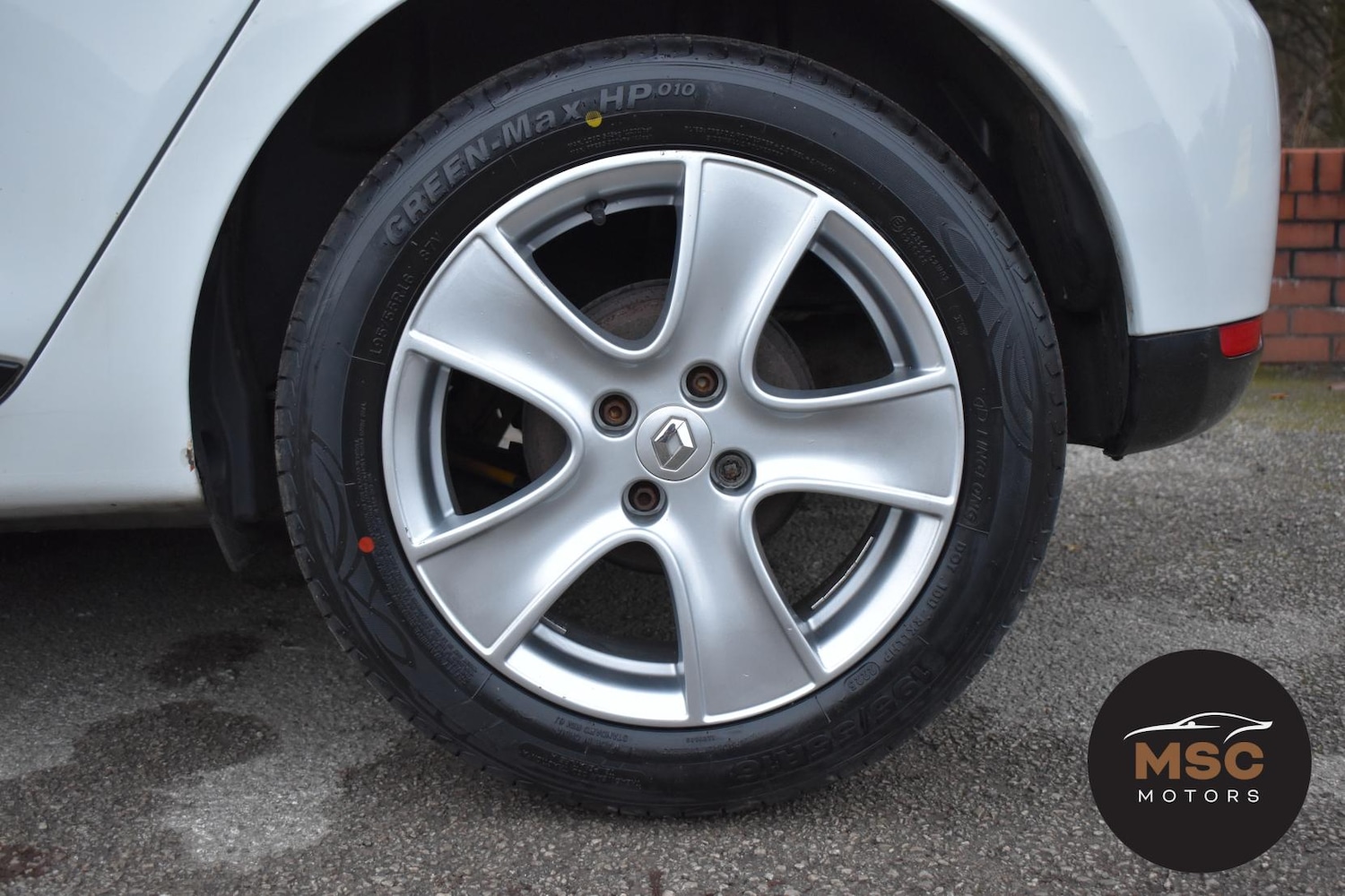 Used Renault Clio 2016 for sale - 76818130: Photo 27