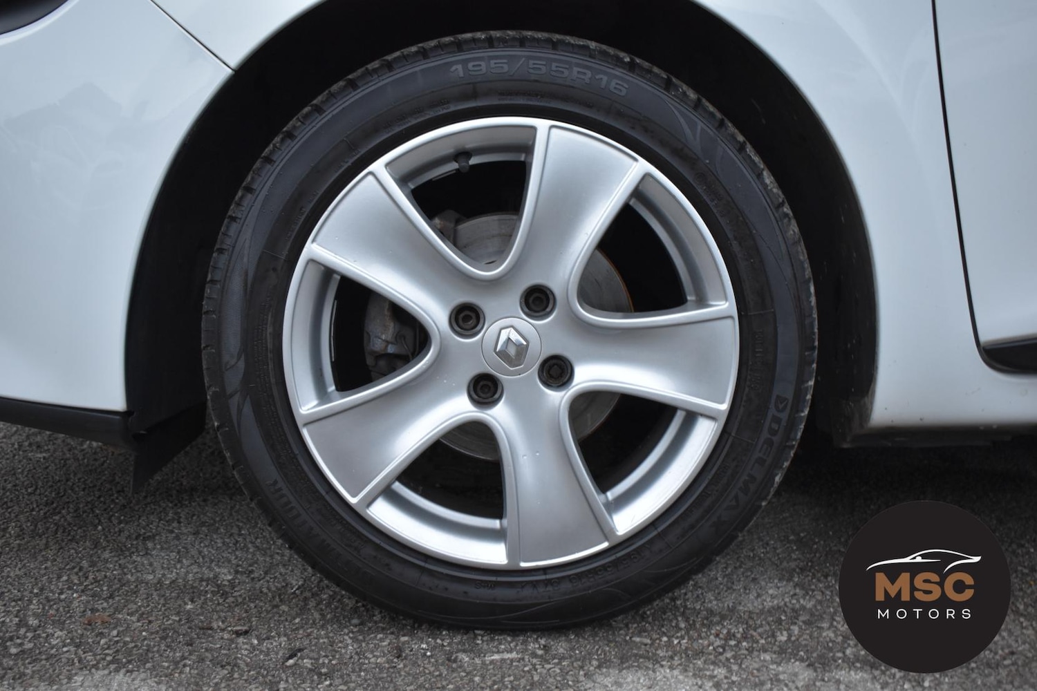 Used Renault Clio 2016 for sale - 76818130: Photo 28