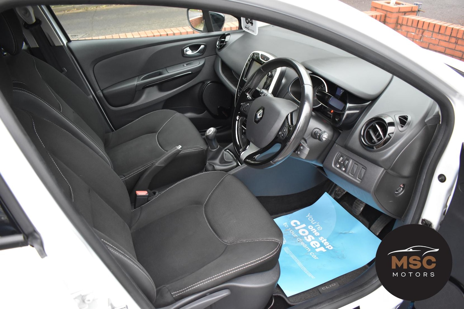 Used Renault Clio 2016 for sale - 76818130: Photo 30